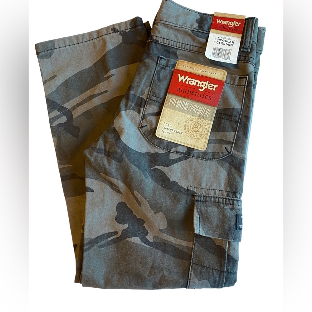 Boys wrangler cargo camo pants grey size 7